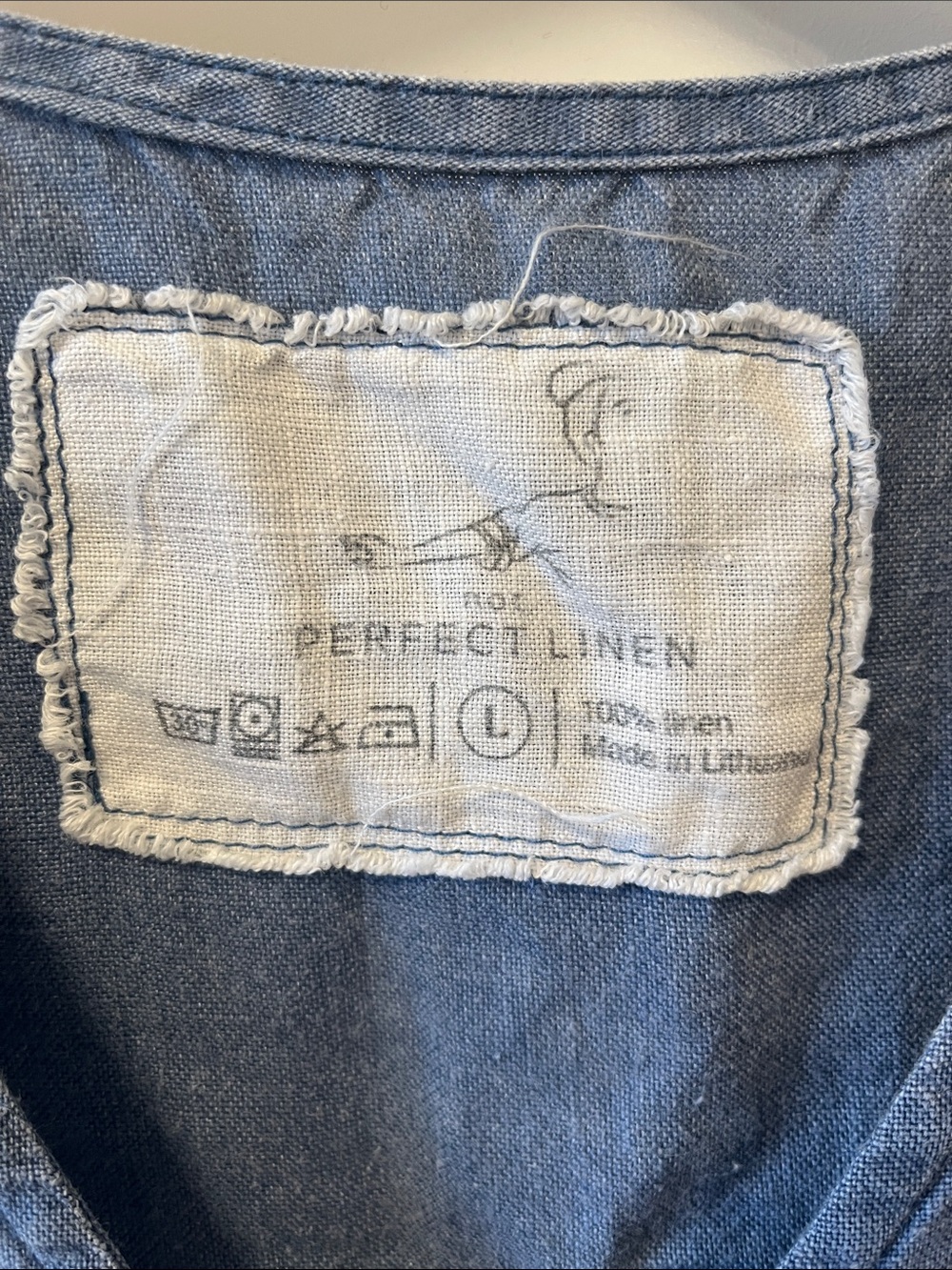notPERFECTLINEN Sleeveless MAMA Dress in Denim Blue - Picture 2 of 6